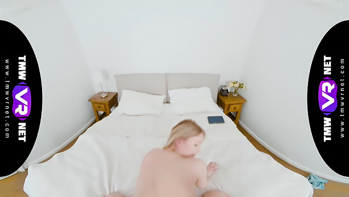 Mimi Cicas sensuella VR-upplevelse med sin partner